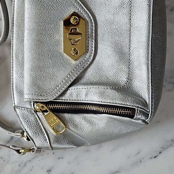 Steve Madden Crossbody Bag - Picture 3 of 8